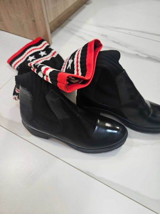 Ботуши 39-ти номер