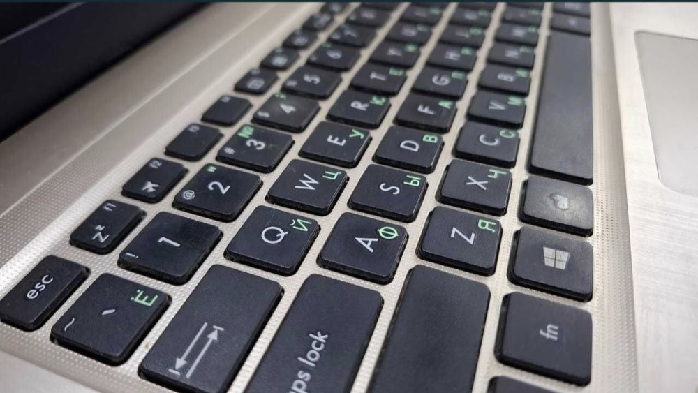 Asus Core I7-7 В Отличном состоянии