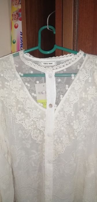 новая рубашка с этикеткой