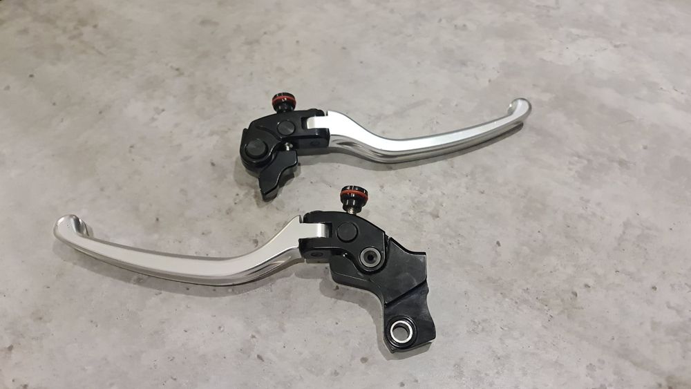 Manete frana ambreiaj Rizoma Ducati Scrambler manere leviere Panigale