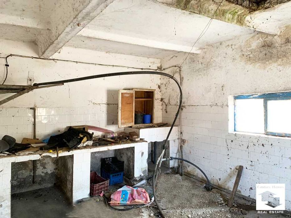 Продава се Промишлена сграда в Долна Оряховица - 480 кв.м за 178 €/кв.м - Снимка #4