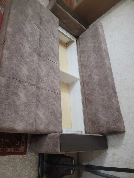 Диван раздвижной б/у