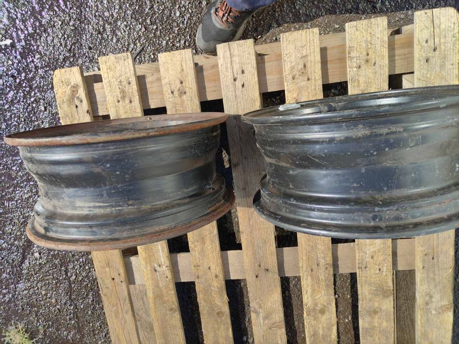 15 цола 5 х 114,3 мм Нисан / Рено - 6 инча / ЕТ 40