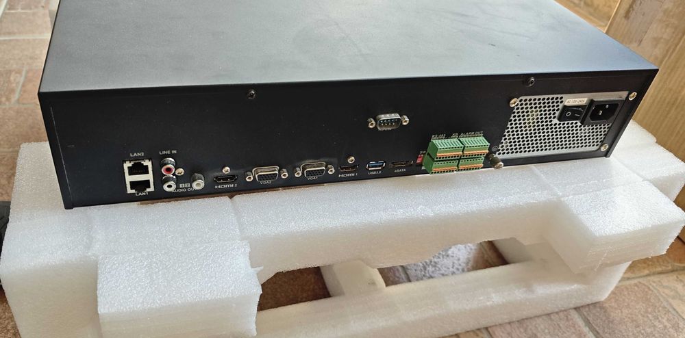 32 канален NVR Hikvision DS-9632NI-I8