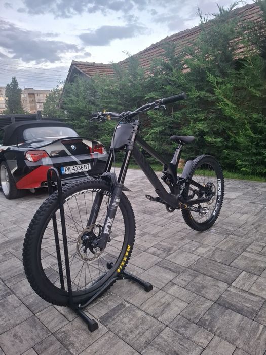 Продавам колело Canyon Sender CF 8.0