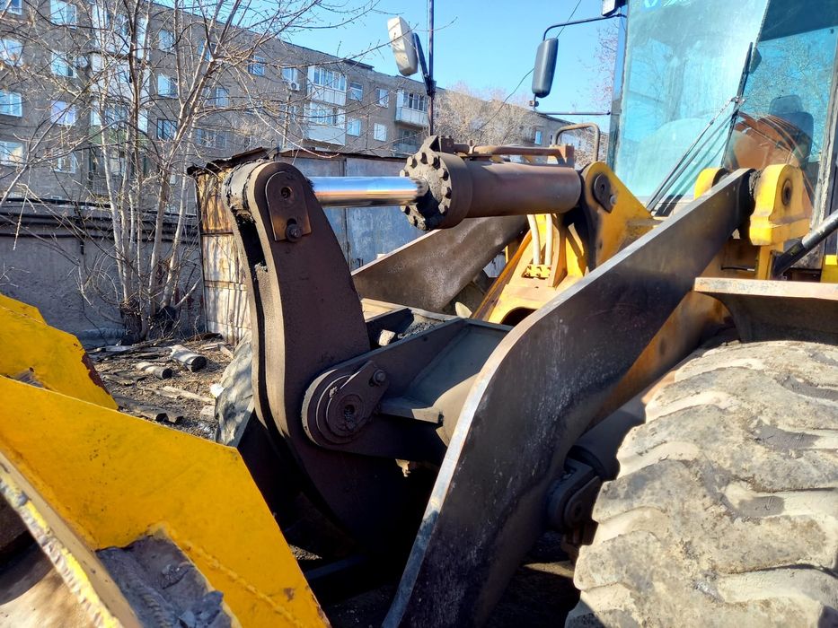 Фронтальный погрузчик XCMG ZL50
