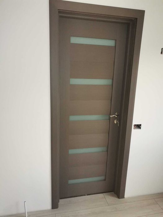 montaj usi interior exterior