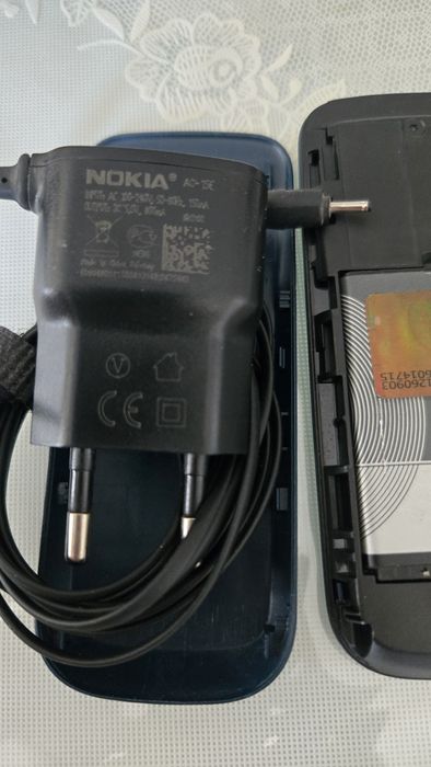Продам NOKIA кнопочный