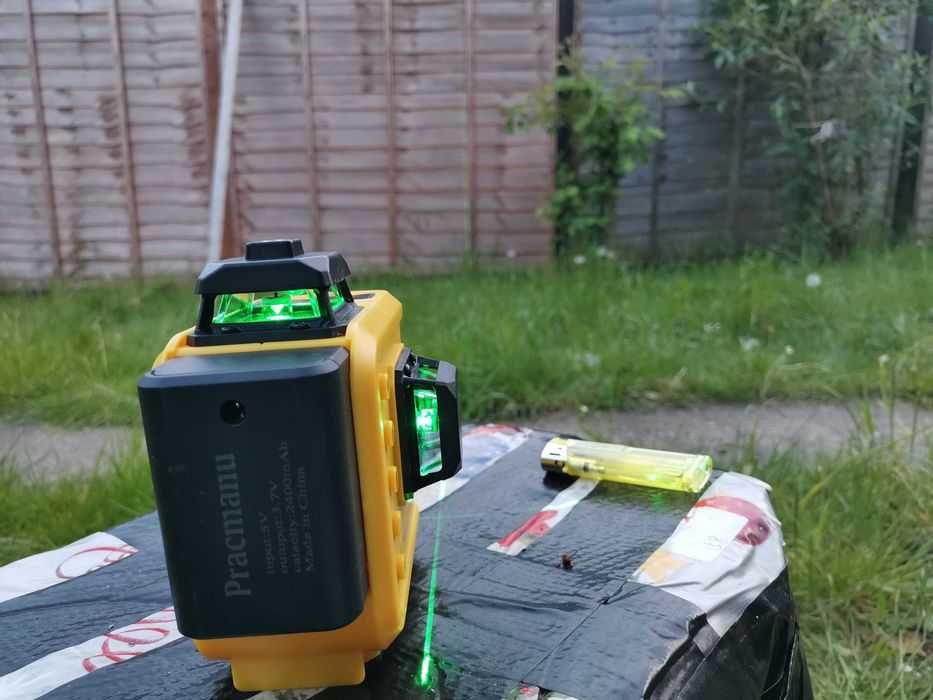 Trepied reglabil 1m-1,6m cu laser telecomandat 360°