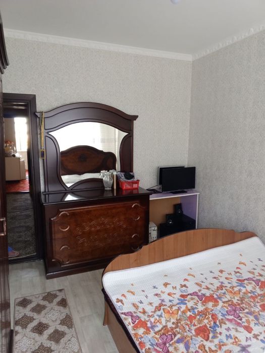 Продается Тузел-1  5-комнат 107кв балкон 2*9