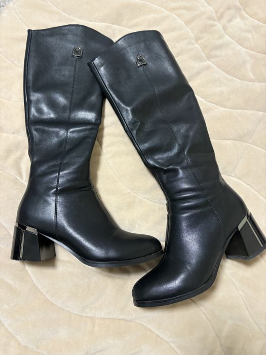 Дамски дълги ботуши от устествена кожа