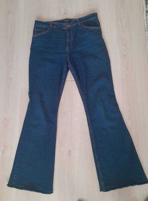 НОВИ дънки, актуален модел