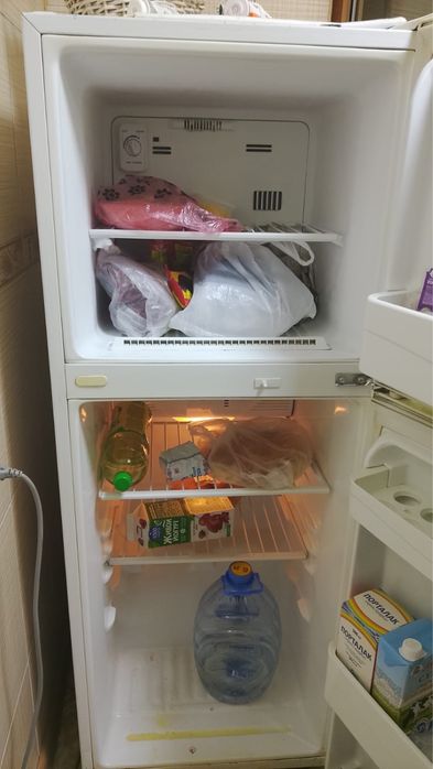 Продам холодильник