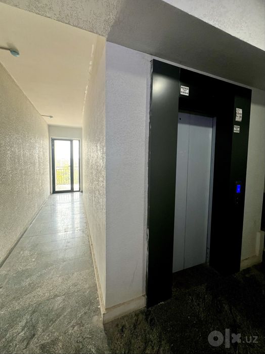 Продаю свою студию-28м бетона с кадастром,Метро и Мегапланет под боком