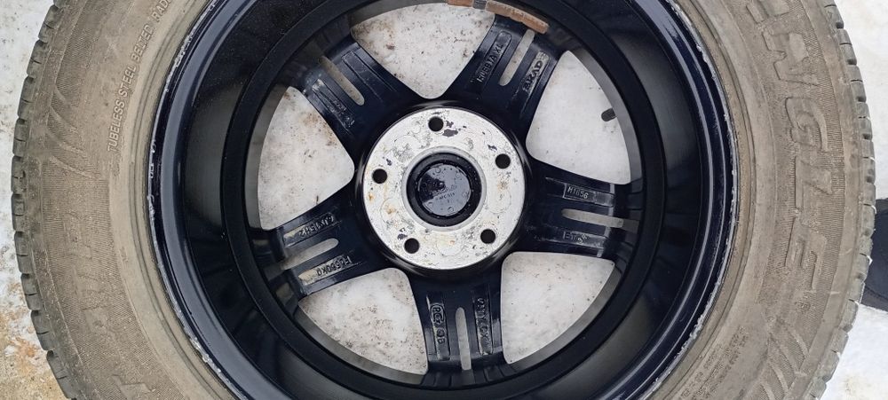Колеса в сборе ,в отличном состоянии R15