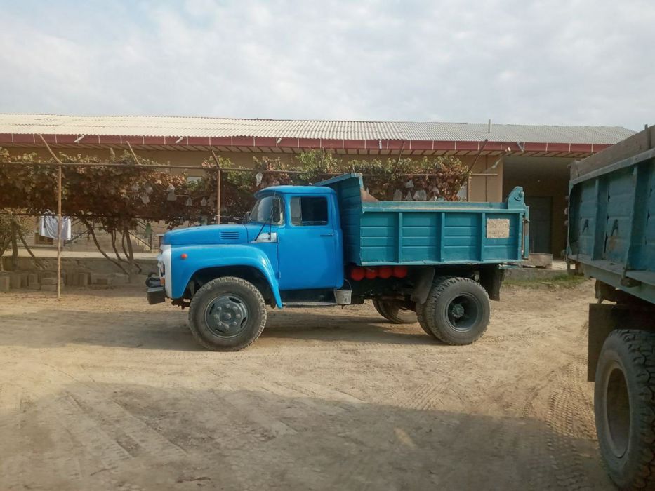 ЗИЛ самосвал срочно сотилади