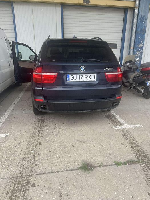Vând BMW x5 3.0 diesel
