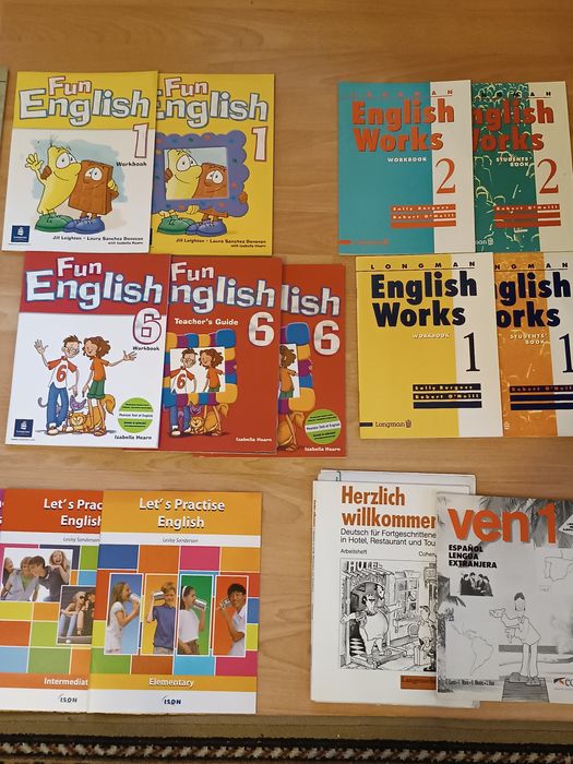 Учебници по английски и немски език