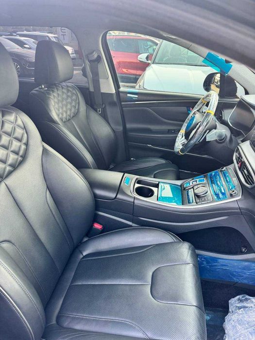Hyundai Santa Fe 2022 года - отличное состояние!