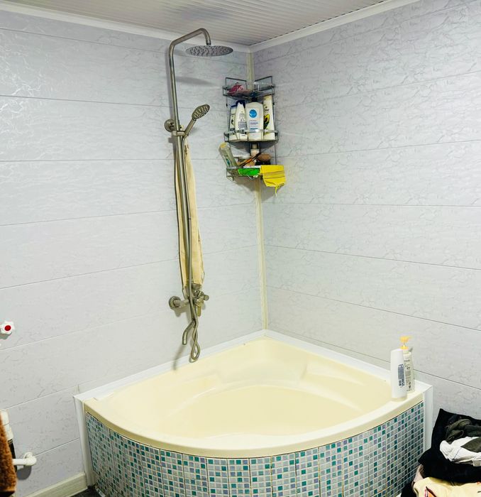 КРЕДИТГА, barter, naxtga uy sotiladi.