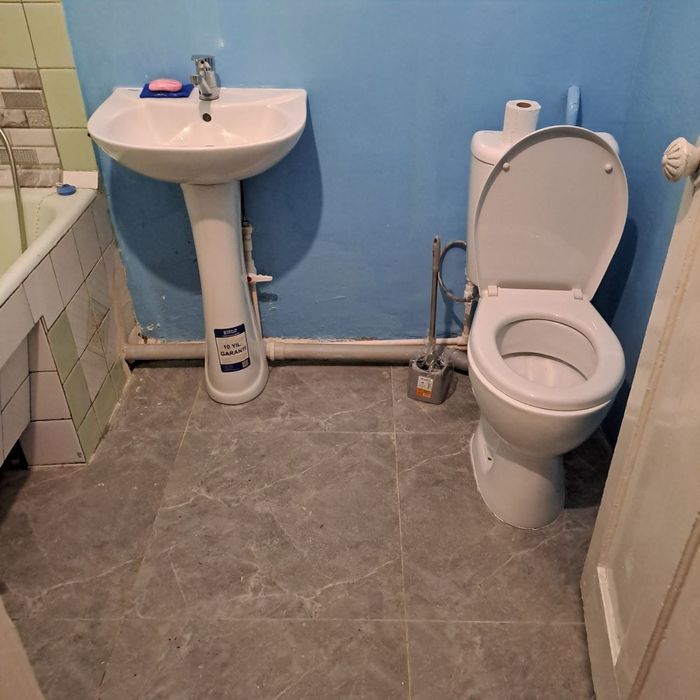 Чирчик ш. Троицк Физкултурный инс кирпичный дом 2х/2/4