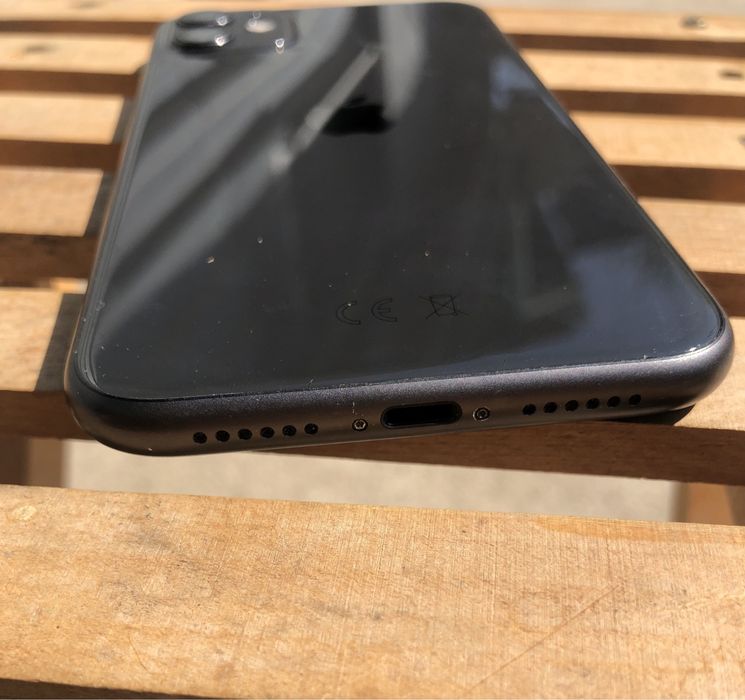 iPhone 11 Black 64gb