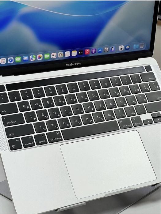 Ноутбук бизнес класса Macbook pro 13 | M1 чип |