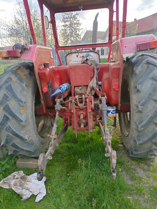 Tractor International 674