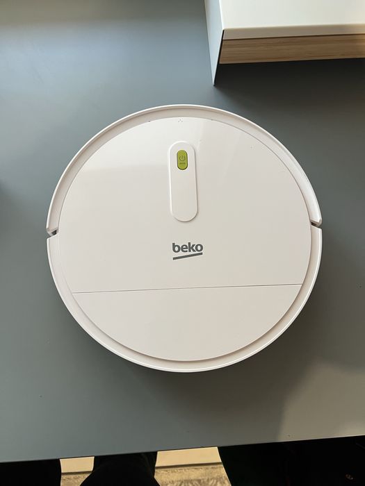 Aspirator robot BEKO VRR60110VW, 0.5l, autonomie max 110 min, Wi-Fi, functie mop