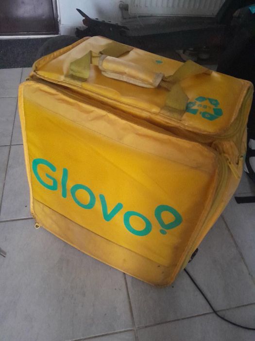 Ghiozdan Curierat,GLOVO