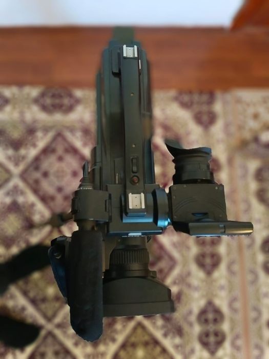 Видео камера  100000 теңге