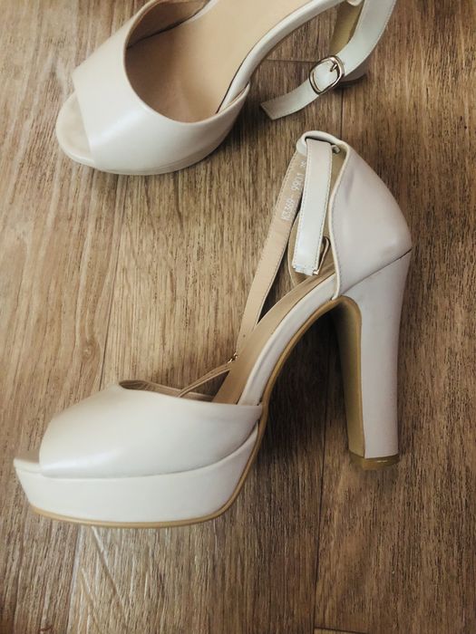 Продам туфли