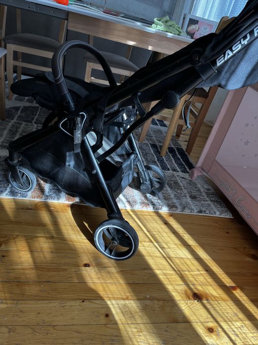 Детска количка cangaroo easy fold