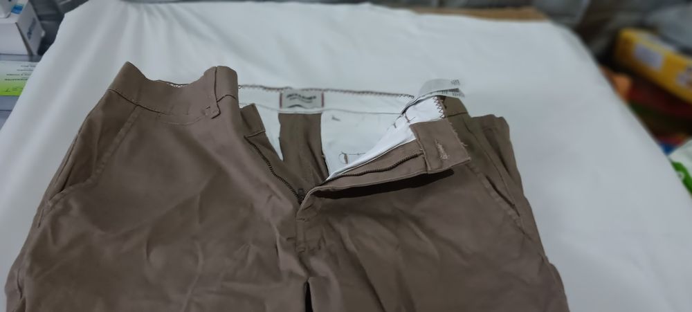 Pantaloni chino slim