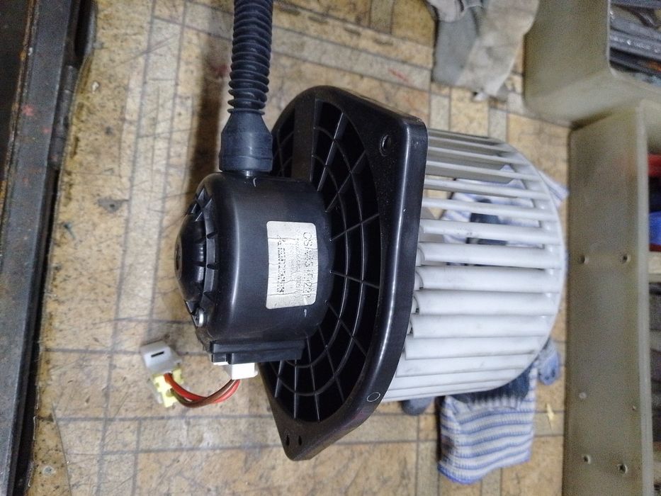 Моторчик печки Suzuki grand vitara