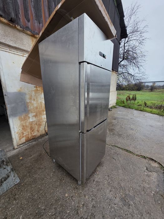 Нов двоен гастро немски хладилник с фризер