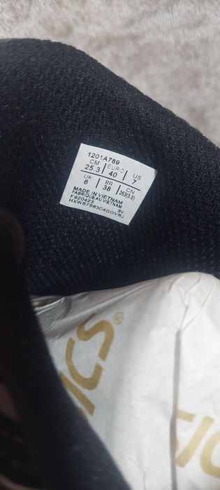 Adidasi Asics Gel-NYC. Marimea 40