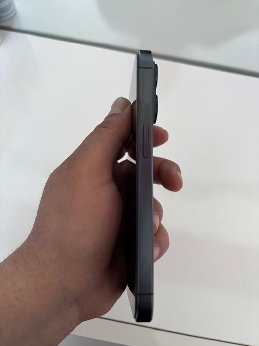 Iphone 15 pro-128GB като нов