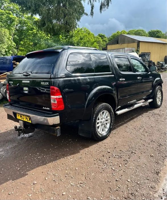 Dezmembrez Toyota Hilux 3.0 1KD-FTV 2012-2015