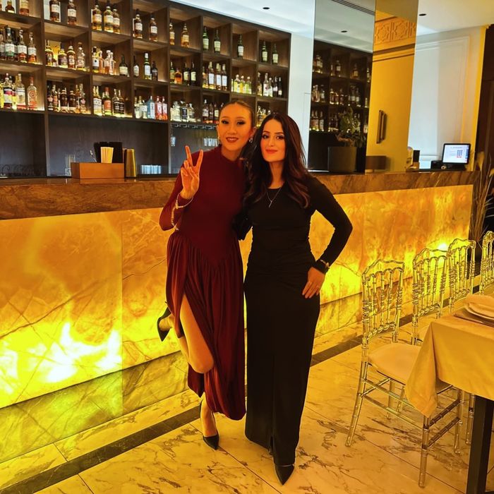 продам платье в хорошем состоянии.