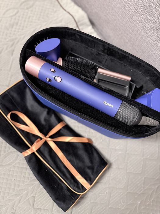 Продам Стайлер Dyson