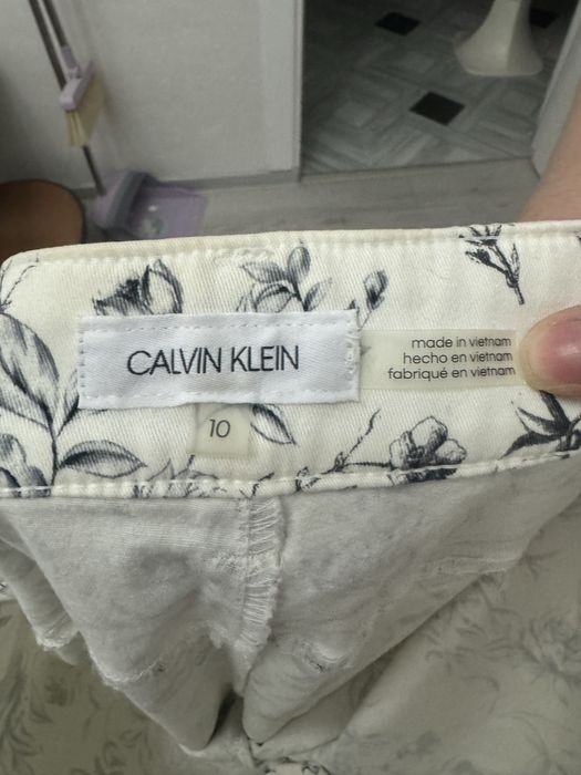 Женские брюки новые