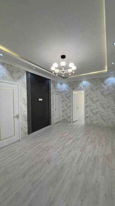 Срочно продаётся на Авиасозлар-3 (2/3/4 евро ремонт балкон 1.5х3)