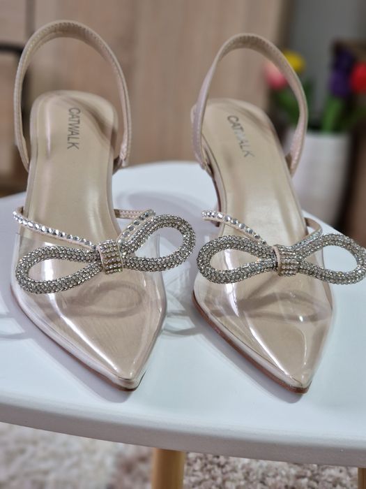 Vand Pantofi Catwalk