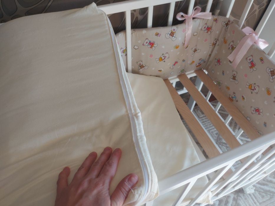 Продам детскую кроватку