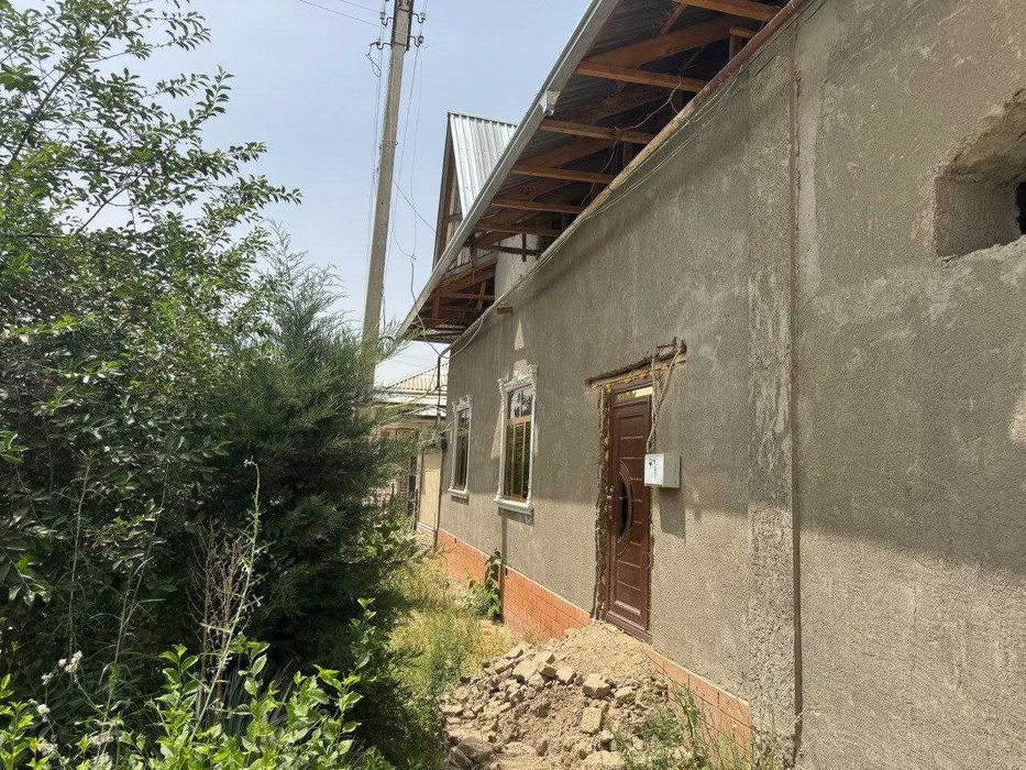 Honadon sotuvda 5 xonadan iborat