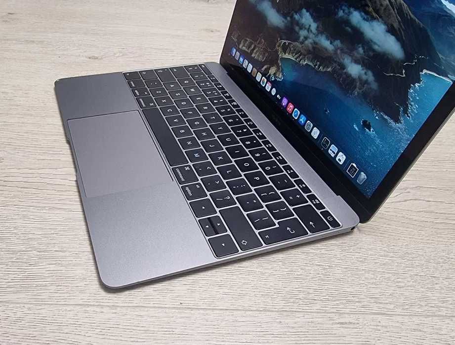 MacBook 12 (2017) Gold/Space Gray – Intel i7 / 16GB RAM / Impecabil