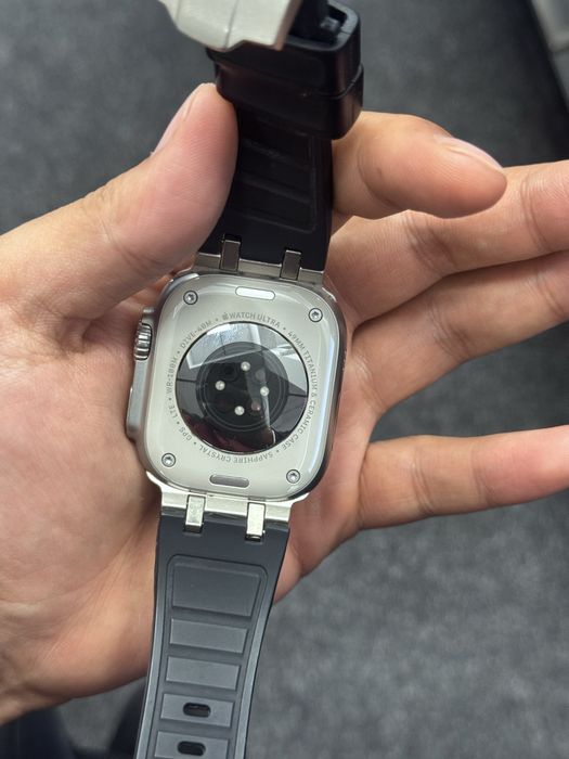 Продам смарт часы apple watch ultra