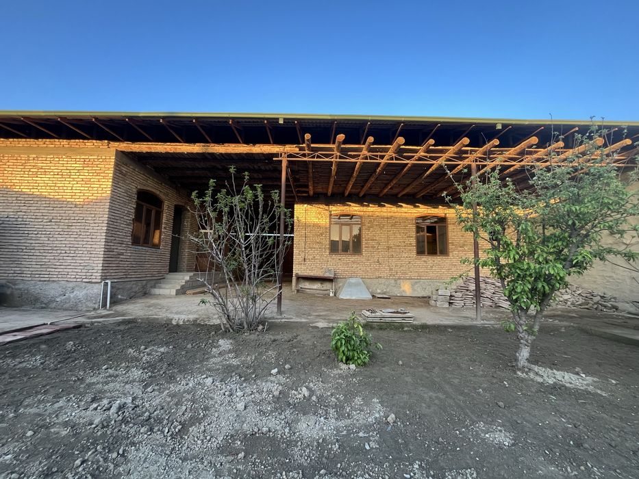 Xovli sotiladi 1.5 mlrad