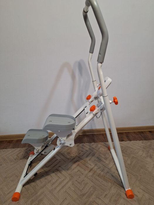 Stepper, 53x85x126.5cm, capacitate maxima 150kg, display LCD, design pliabil, constructie din fier
